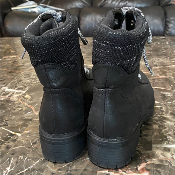 Universal Thread Women's Lue Lace Up Hiking Black Combat Boots - Picture 4 of 6